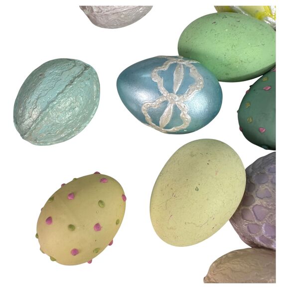 Vintage Porcelain Ceramic Glass Hand Painted Egg Easter Décor Lot of 18 - Picture 3 of 6